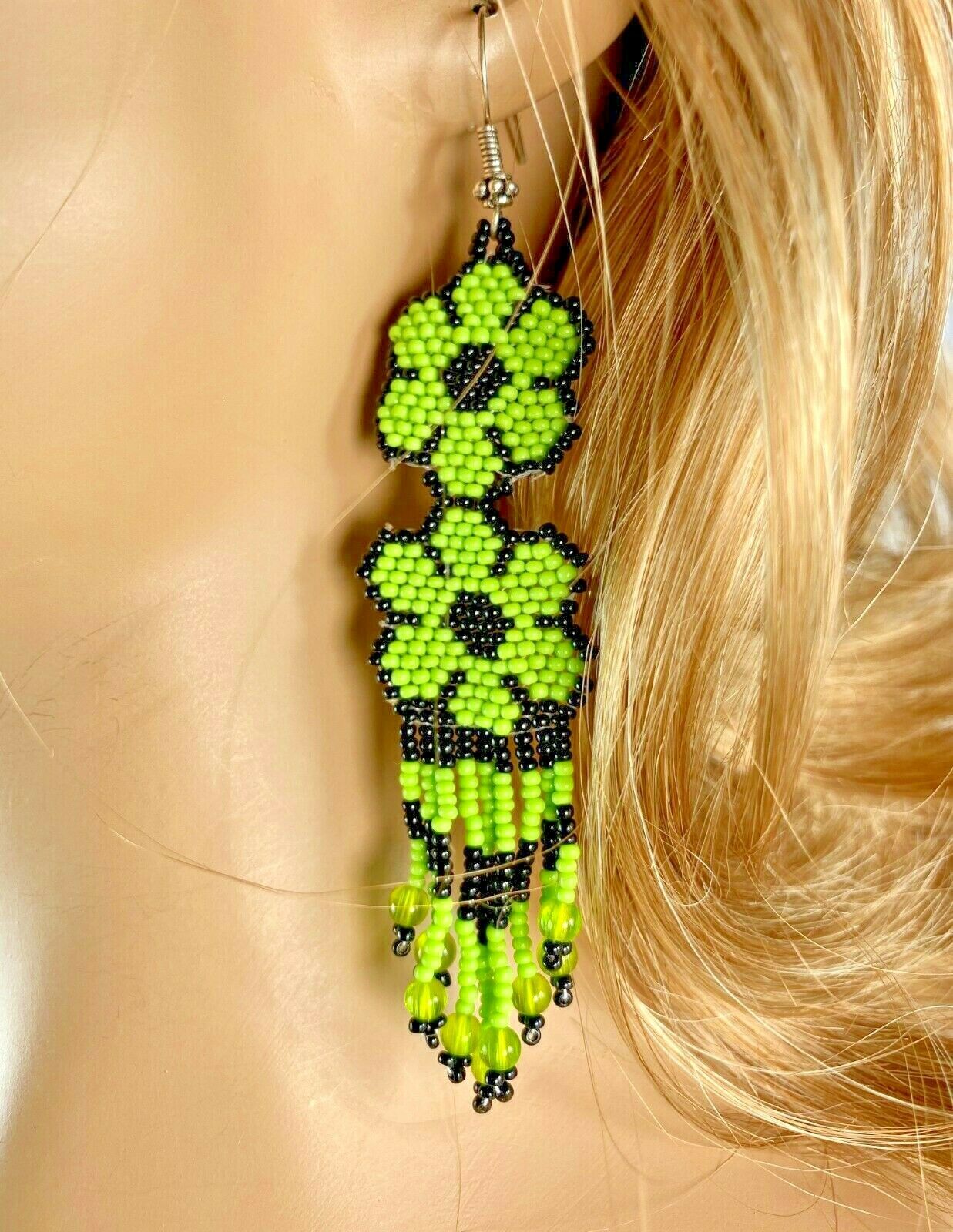 Native Style Ethnic Black Green Flower Beaded Handmade Hook Earrings E10/1