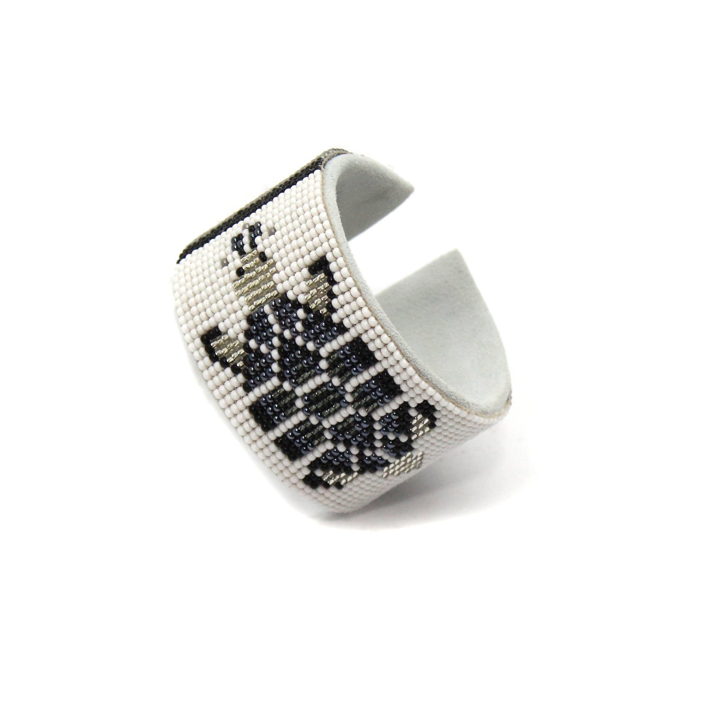 NATIVE STYLE HANDMADE GRAY WHITE TURTLE BEADED CUFF LEATHER BRACELET