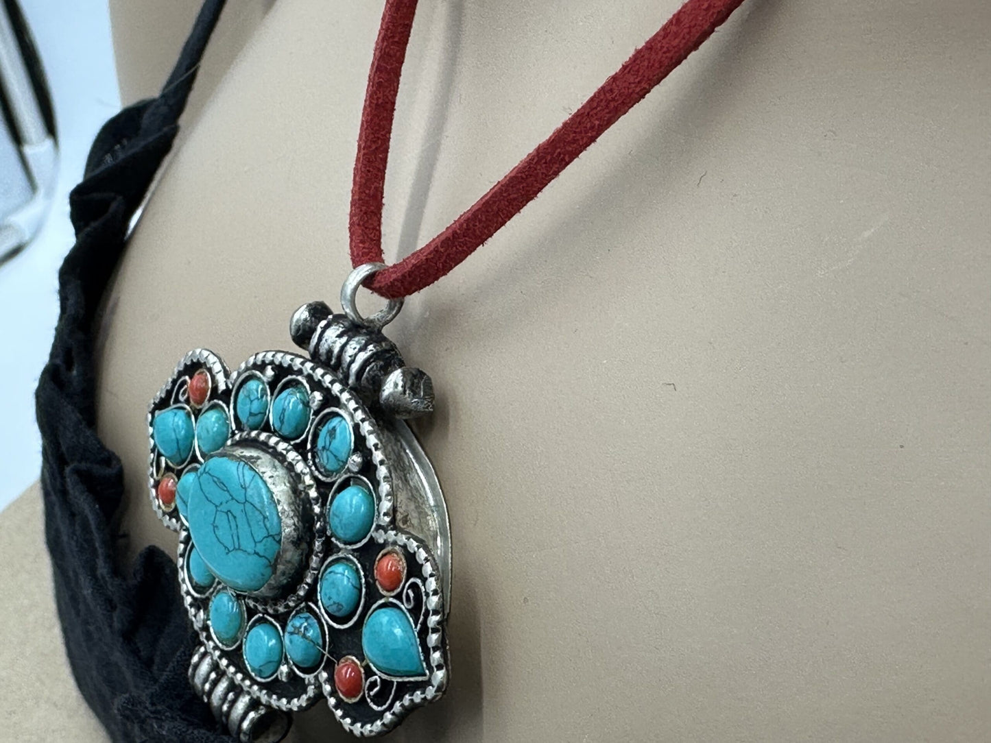 Handmade Ethnic Tibetan Amulet/Gau Box Pill Holder Pendant with Engraved Turquoise Stone