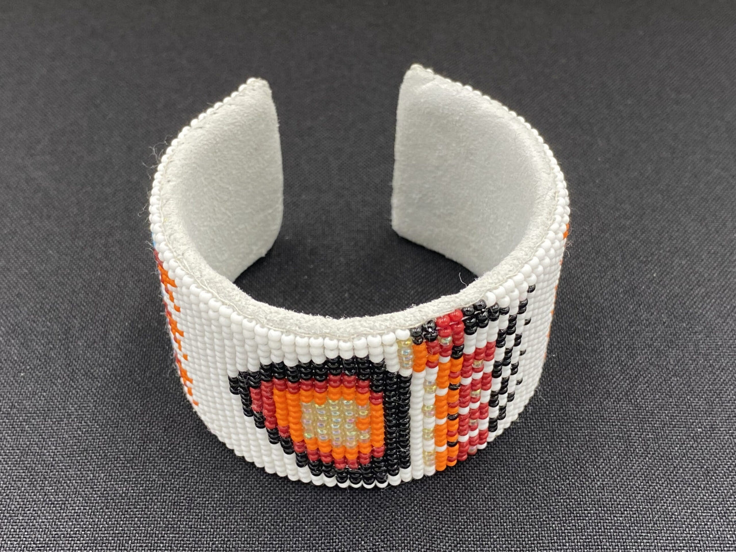 White and Red Bear Paw Beaded Jewelry Set