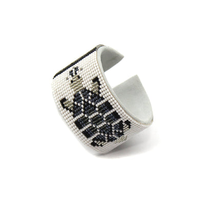 NATIVE STYLE HANDMADE GRAY WHITE TURTLE BEADED CUFF LEATHER BRACELET